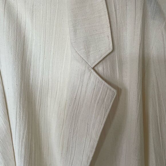 White textured blazer - Picture 8 of 8